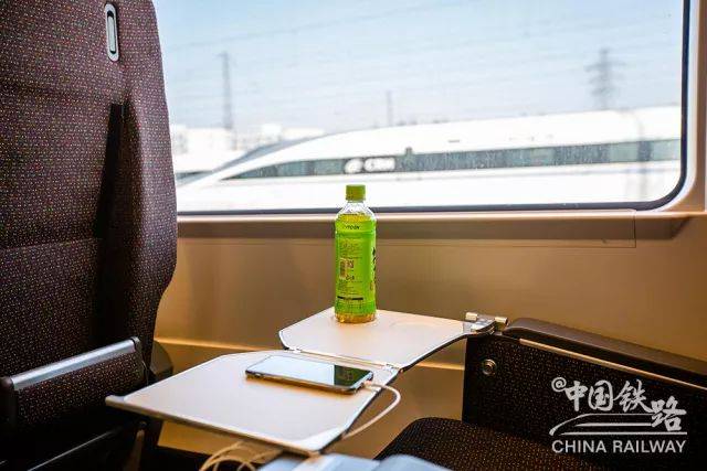 浴室柜品牌有哪些?浴室柜十大品牌排名‘开云电竞app下载安装’(图2) 开云电竞官网