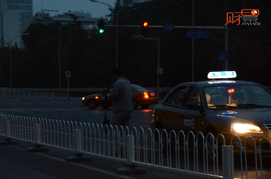 开云电竞官网_再多的鞋子都放得下(图1) 开云电竞官网