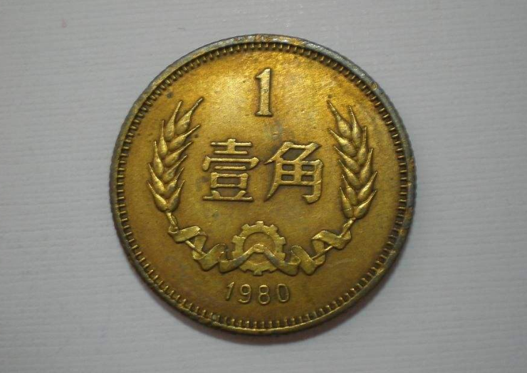 开云电竞官网_扔掉你家那老土的柜子吧客厅设计(图1) 开云电竞