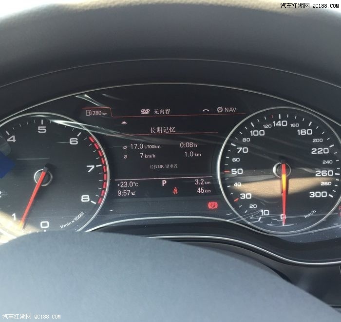 生活远比电影精彩!秦笃山、王玥玲:最美的爱情‘开云电竞’(图1) 开云电竞app下载安装