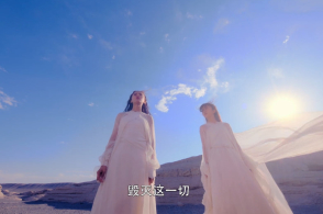 《所有明亮的地方》首映艾丽·范宁变“女学霸”_开云电竞官网(图2) 开云电竞app下载安装